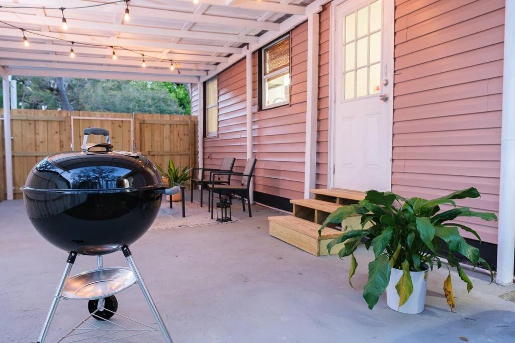 House Near Tampa Zoo And Busch Gardens, Free High Speed Wifiヴィラ エクステリア 写真